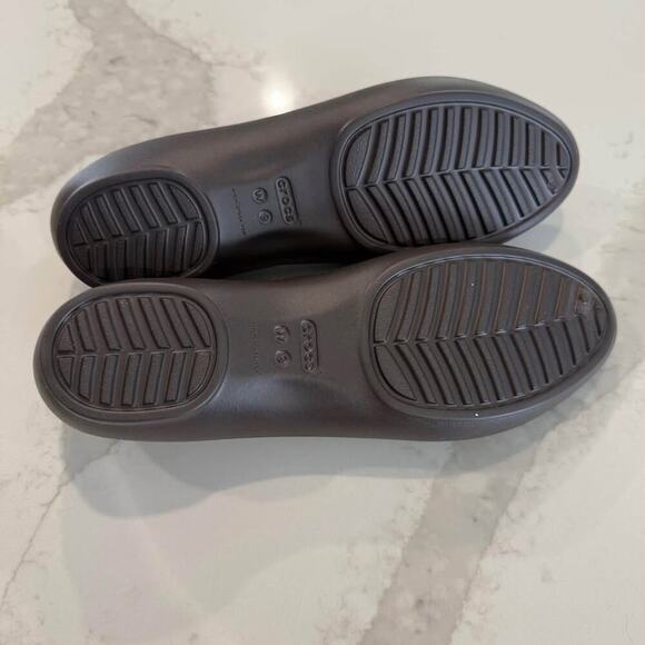 Crocs Slip On Casual Ballet Flats Women’s 9 Brown Rubber Minimalist Comfort Work - Picture 7 of 7